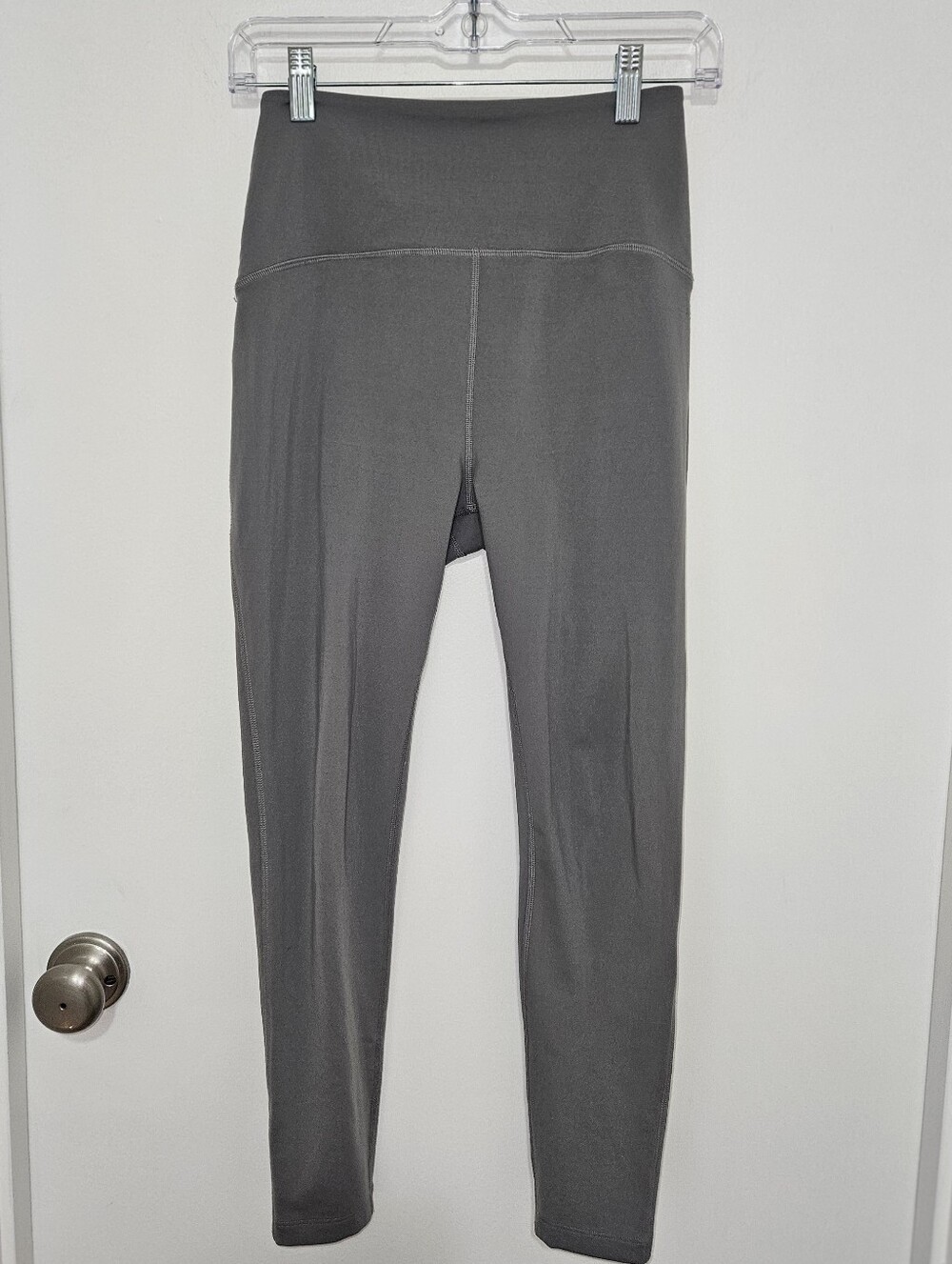 Beyond Yoga POWERBEYOND Strive Midi Leggings High Rise Compression Medium Gray